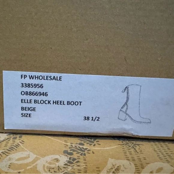 Free People Cream Heeled Boots, size 8.5, new in box - Picture 3 of 3